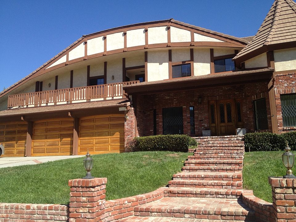 1st image of 24529 Peachland Ave