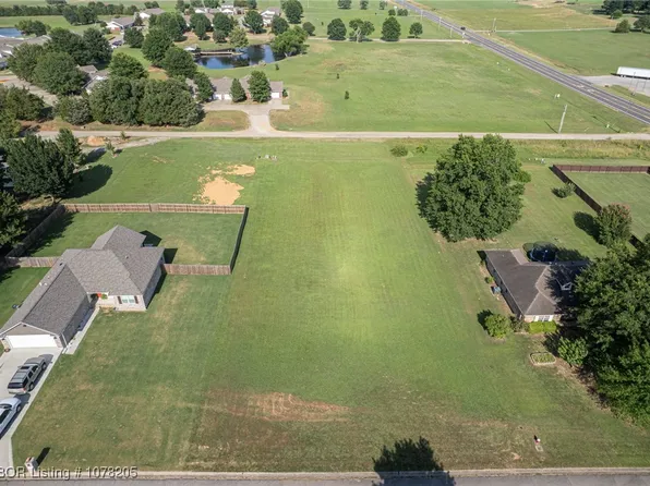 Cedar Ln, Charleston, AR 72933