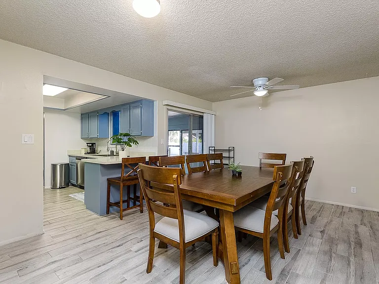 635 E Manhatton Dr #4 — Photo 8