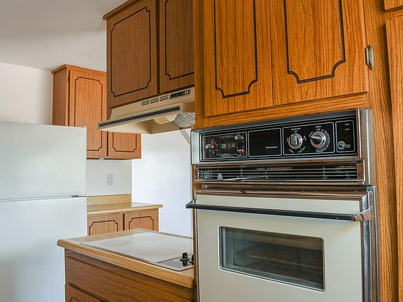 5th image of 3326 W Dahlia Dr