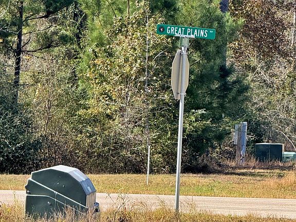 5th image of 312 Iron Horse Rd