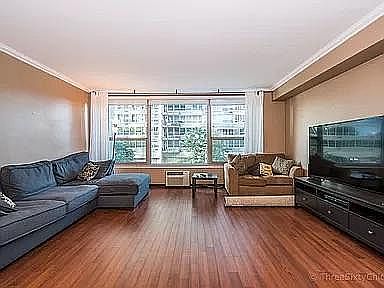 4th image of 3600 N Lake Shore Dr APT 211