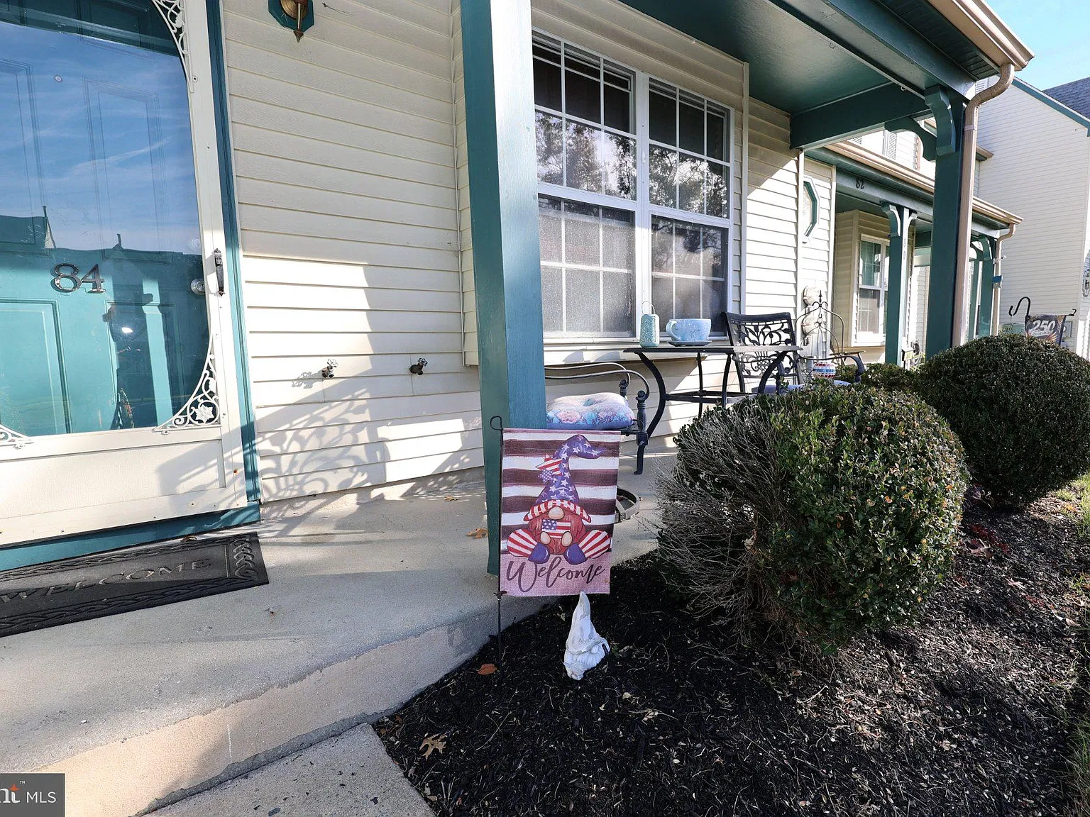 2 bed, 1.0 bath, 872 sqft, $1,950 — Photo 4