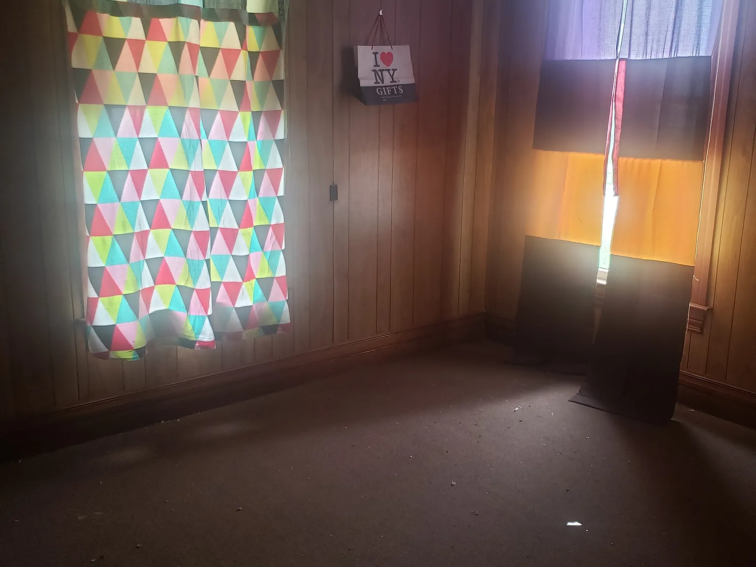 5 bed, 1640 sqft, $850 — Photo 3