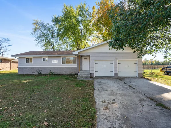 214 W Charles Street, Republic, MO 65738