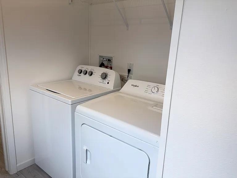 4900 SE 102nd Pl #90 — Photo 9