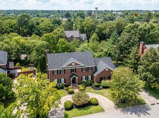 3605 Hidden Pond Rd, Lexington, KY 40502