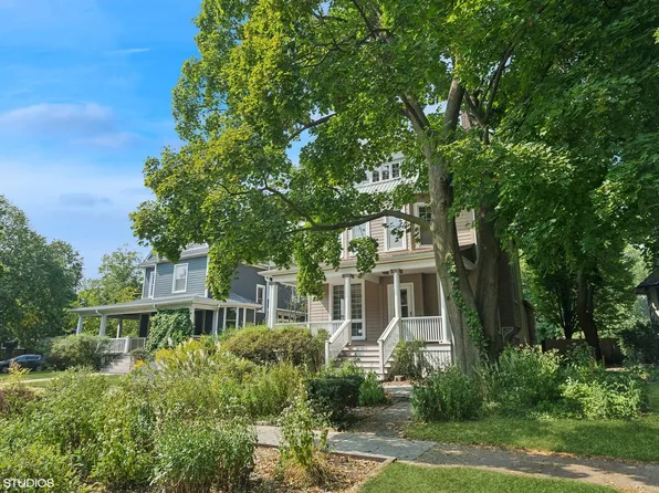 1108 Hinman Ave, Evanston, IL 60202