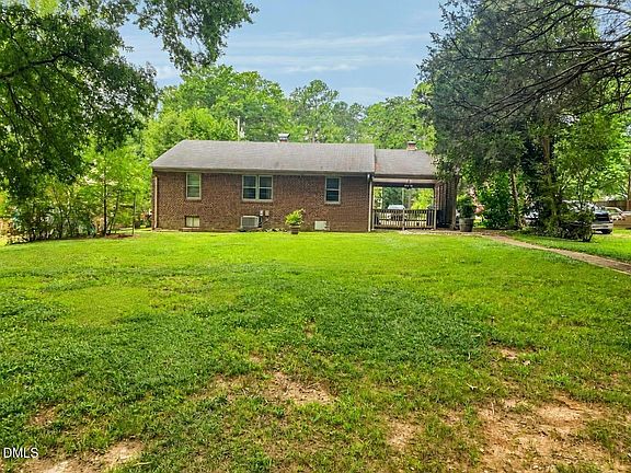 3rd image of 123 Watson Dr