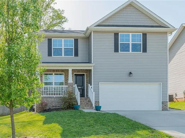 844 Prince Edward Rd, Kernersville, NC 27284