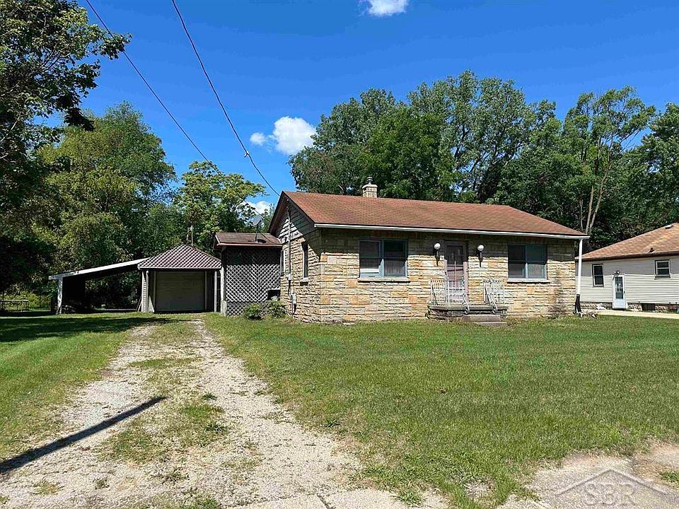 1st image of 413 Lemke St