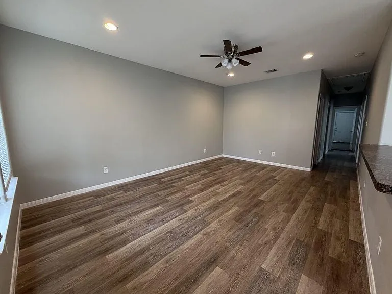 3118 Barberry Dr #B — Photo 4