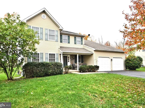 51 Greenwood Ave, Collegeville, PA 19426