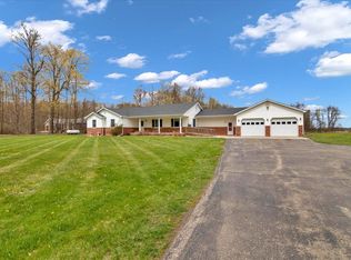 2133 N Branch Rd, North Branch, MI 48461