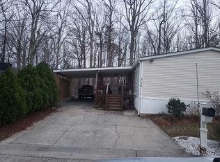 512 S Trellis Ct, Newport News, VA 23608