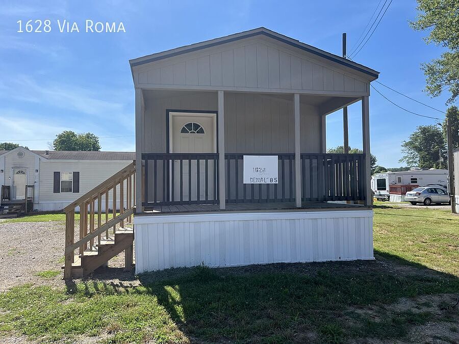 1st image of 1628 Via Roma Dr