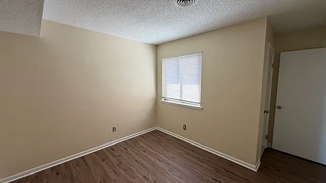 1818 Delaney St — Photo 45