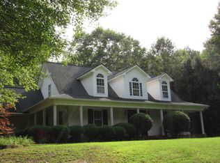 2013 Central Academy Rd, Batesville, MS 38606