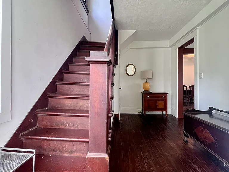 4 Tucker St — Photo 9
