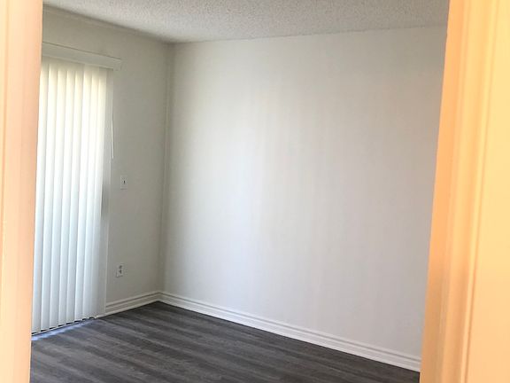 4th image of 2300 E Westport Dr #2B-2Ba