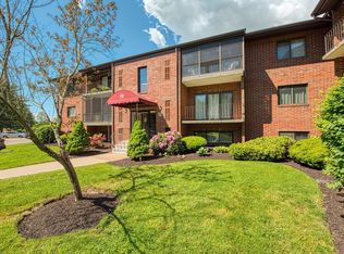 Fairway Oaks, Brockton, MA 02301