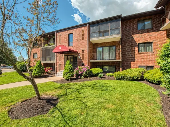 221 Oak St APT 12-15, Brockton, MA 02301