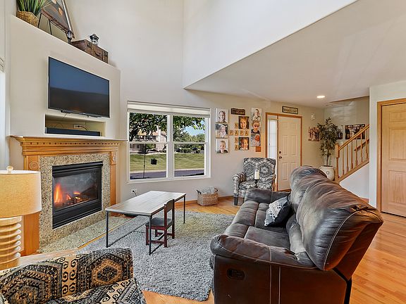 3rd image of 18133 Eagle Dr