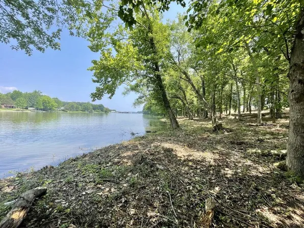 9201 Clark Trace Ln, Harrison, TN 37341