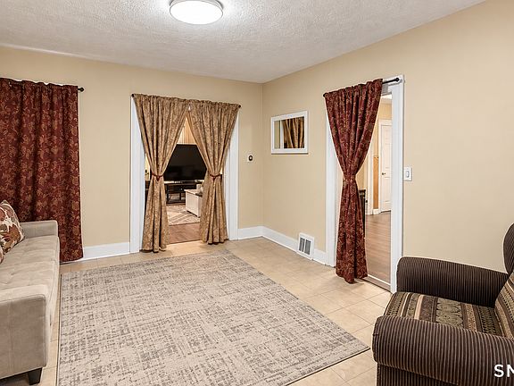 5th image of 431 Jane Street