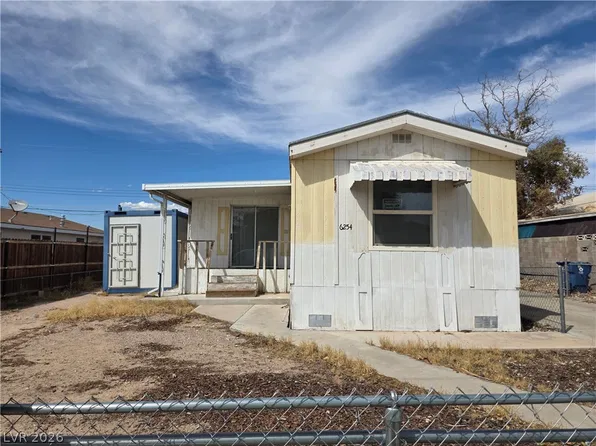 6254 Mount Rainier Ave, Las Vegas, NV 89156