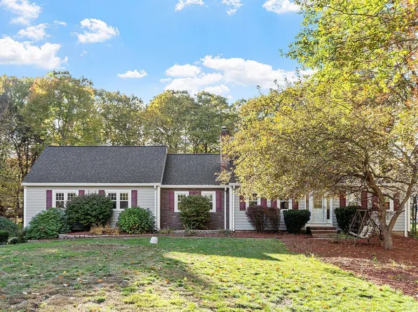 24 Alyssa Drive, Derry, NH 03038