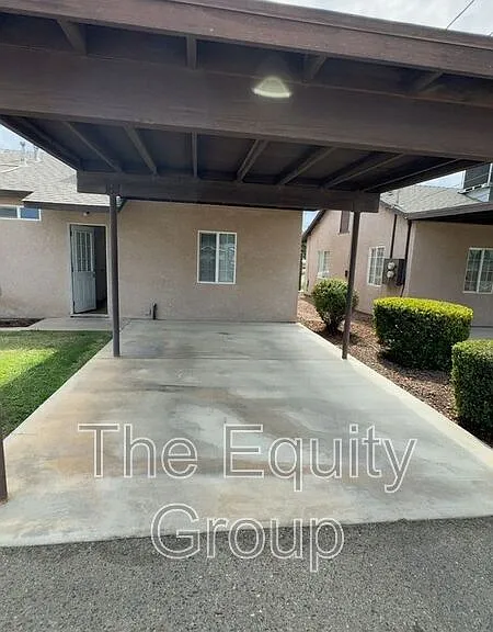 322 S Crespi Ave — Photo 12