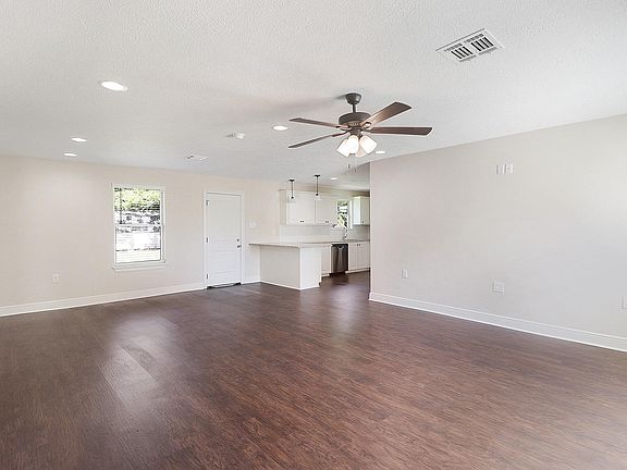 4th image of 1507 Hilma St