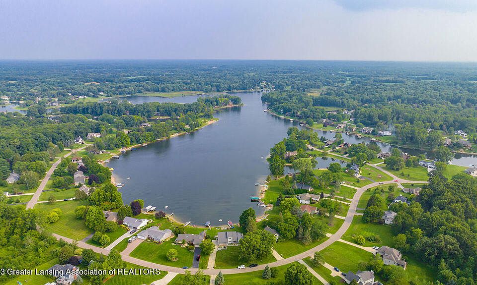 9331 W Scenic Lake Dr, Laingsburg, MI 48848 | Zillow