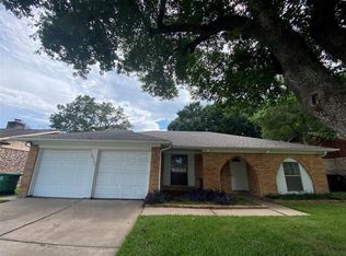 16202 Rill Ln, Houston, TX 77062