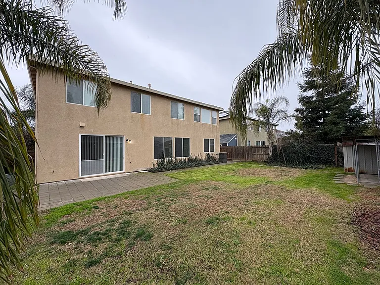 3116 W Buena Vista Ave — Photo 10
