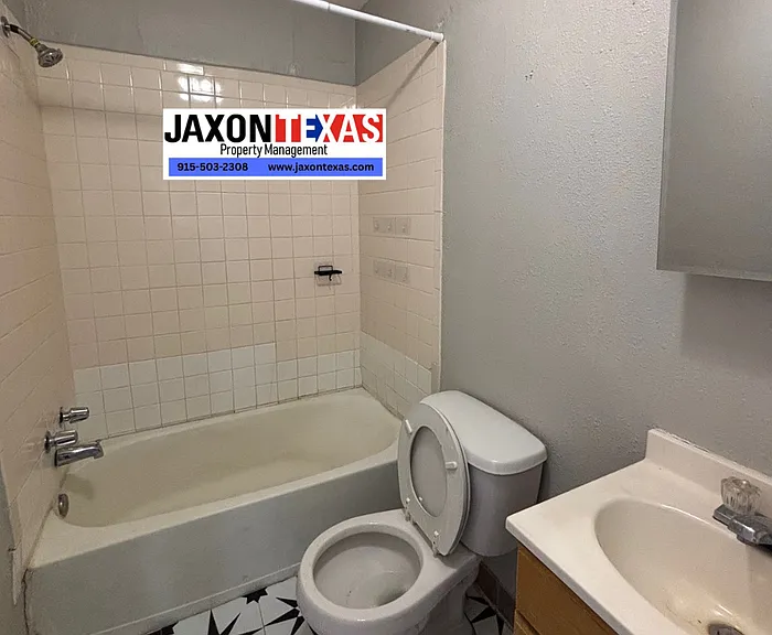 813 N Virginia St #2 — Photo 7