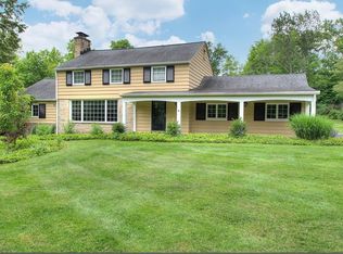 2812 Kersdale Rd, Pepper Pike, OH 44124