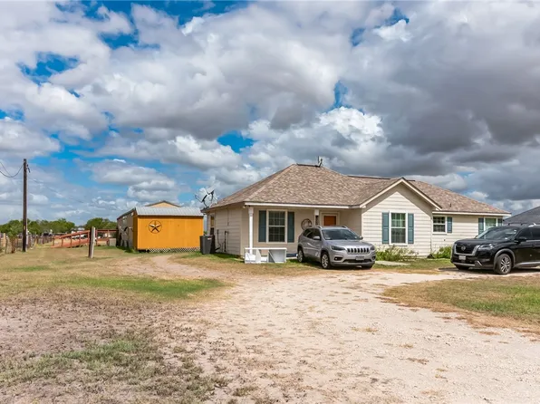 3895 Rachal Lane, Robstown, TX 78380