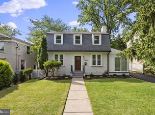 4206 Oakridge Ln, Chevy Chase, MD