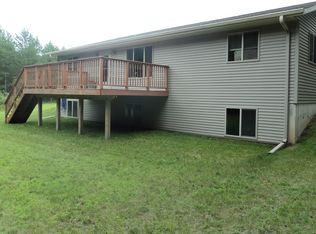 W2362 Davis Creek Rd, Melrose, WI 54642