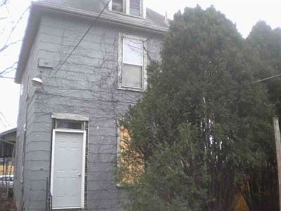 2nd image of 540 Stewart Ave