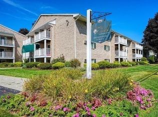 200 Manning St APT 18A, Hudson, MA 01749