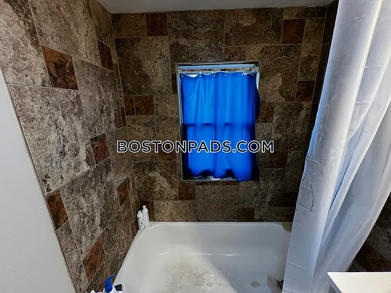12 Shepherd Ave #1 — Photo 8