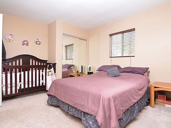 3rd image of 8910 Hillrose St