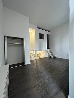 Rented by Voro NYC | media 10