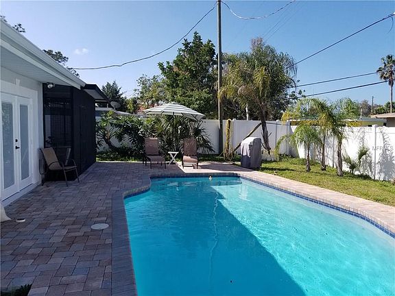 5th image of 2464 Bayshore Blvd