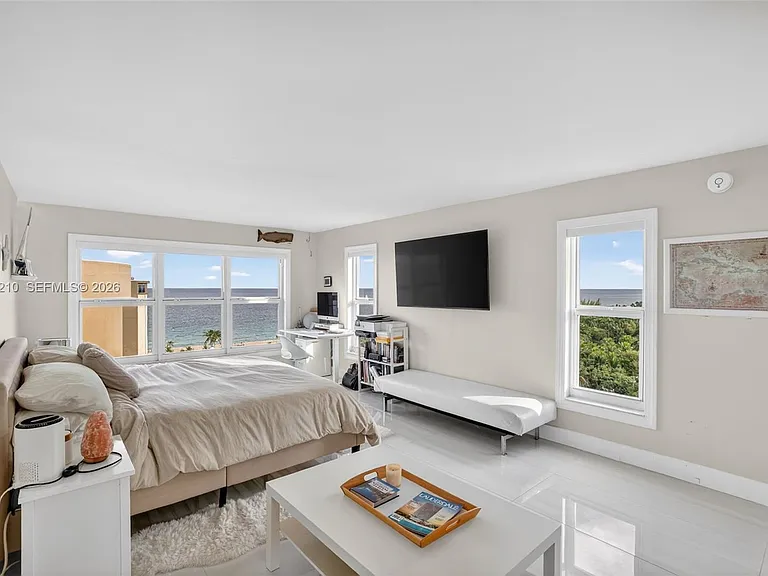 3000 E Sunrise Blvd #14C — Photo 30