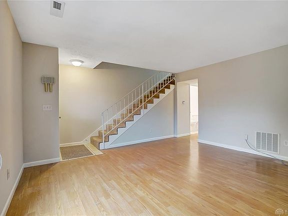 4th image of 783 Clareridge Ln