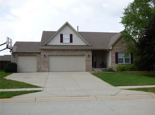 11178 Laurel Falls Ln, Fishers, IN 46037